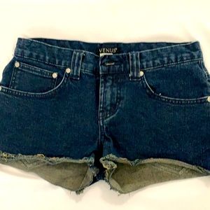 Women’s Venus denim cut off shorts size 2